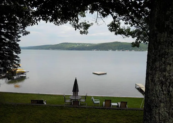 Tranquil Cottage With Spectacular Views On Otsego Lake, New York